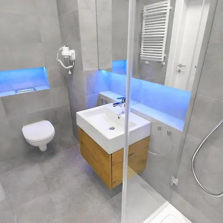 Waterlane Free Swimming Pool Access By Elite